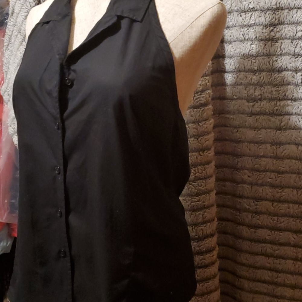 Halter top - Picture 2 of 4